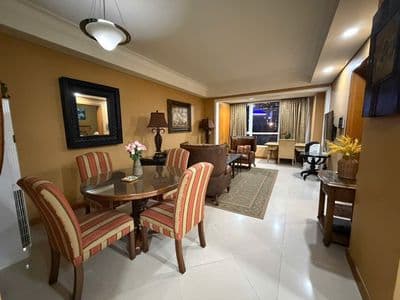 cho thuê 3 phòng ngủ, view thoáng, nội thất cao cấp giá 25 triệu/tháng