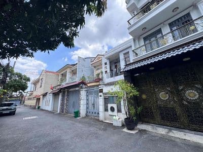 HIẾM - DT 5*18M ĐẤT HẺM XE TẢI ĐƯỜNG 18 - KHU BÊN SÔNG - GIÁ 10.2 TỶ