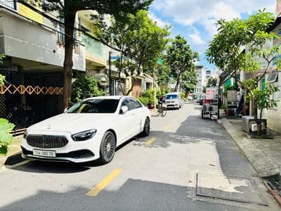 HẺM XE TẢI 1/ DƯƠNG QUẢNG HÀM SÁT MT_TRỆT 2 LẦU 4PN_VỊ TRÍ ĐẸP
