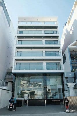 Tòa nhà văn phòng 1200m2 quận Bình Thạnh