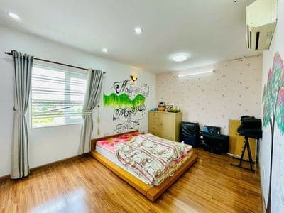 Nhà đẹp Mega village 75m2, 3pn, 3wc,nội thất cơ bản, hướng mát