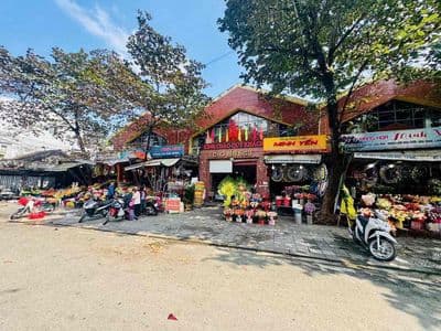 Đất mặt tiền nguyễn thiện kế . vĩnh ninh . thuận hoá . huế