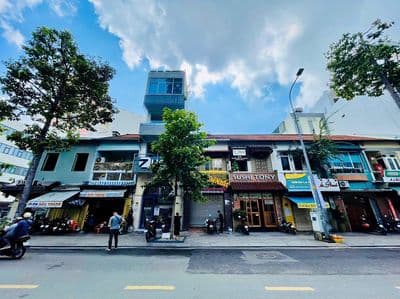 Cho thuê nhà mt nguyễn công trứ q1, dt 4.2x18m, trệt 1 lầu, 70 triệu