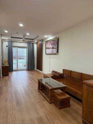 Cho thuê căn hộ Phú Gia 76m2, 2PN-2WC có vài nội thất view sông giá