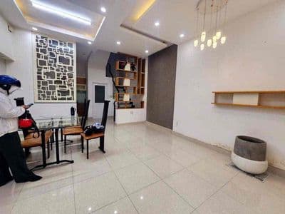 Bán nhà đẹp rộng thoáng hẻm 125 nguyễn thị tần, p1, q8 – giá 6.58 tỷ