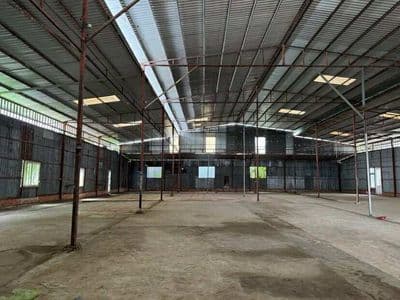Cho thuê kho 850 m2 có điện 3 pha đường Phạm Hùng 20 triệu
