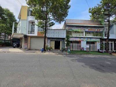 Nhà mặt tiền kdc Đại Quang phường Tân Bình Tp Dĩ An