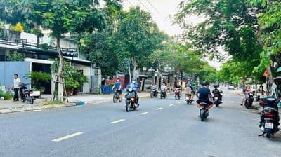 Hàng hiếm 550m2 đường Nguyễn Duy Trinh, ngang 14m, kinh doanh quá ok !