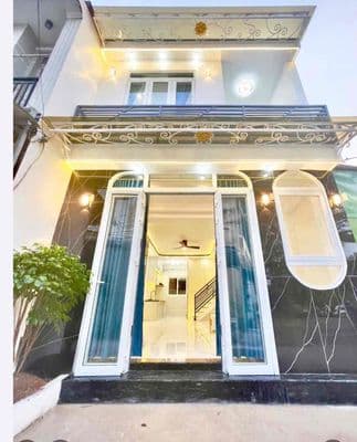 Nhà mới đẹp như hình hẻm xe hơi đến cửa 4,5x10m 2pn bự