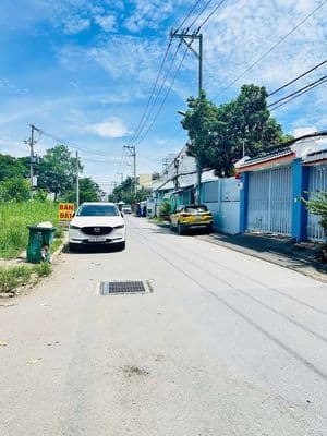 ĐẤT ĐỐI DIỆN CÔNG VIÊN - 1368 LÊ VĂN LƯƠNG PHƯỚC KIỂN