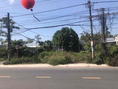 Đất mặt tiền Lê Hồng Phong - D5