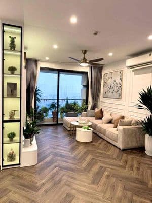 Bán căn hộ FLC Complex 36 Phạm Hùng, 98m2, 3PN, full, giá 10.75tỷ