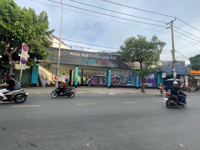 Cho thuê nhà mặt tiền Đường Hương Lộ 2 , 20 x 30m Vị trí siêu đẹp Vip
