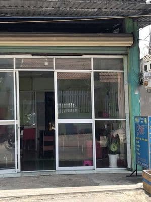 BÁN NHÀ CẤP 4 104M2 MẶT TIỀN LÊ VĂN LƯONG CÁCH CẦU GẠCH DƠI 150M SHR