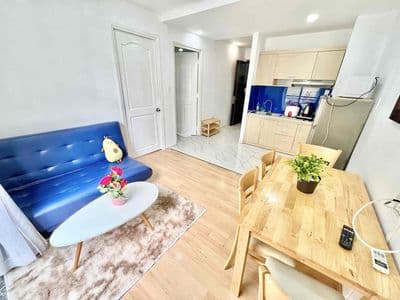 CH 2 PHÒNG NGỦ BALCONY NGÃ 4 PHÚ NHUẬN