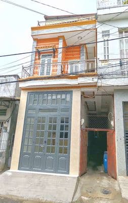 Nhà trệt 2 lầu + 6 phòng trọ đường 8m Bình Hòa 24, giáp Bình Chiểu