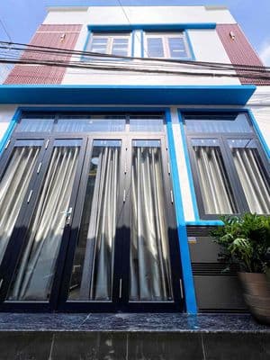 Nhà trệt lầu xây mới Full nội thất - Gần trường Đại học Y Dược Cần Thơ