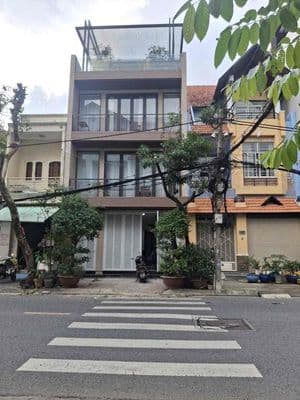 Bán nhà mặt tiền đường 40 Tân Quy Đông