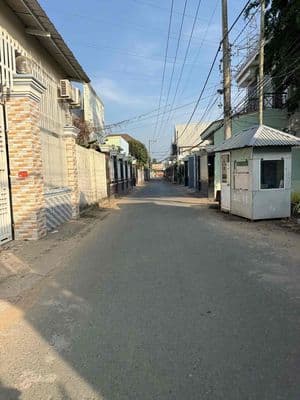 NHÀ MỚI HOÀN THIỆN KHU TRƯỜNG GIANG LỘ Ô TÔ