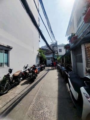 Nhà sát hẻm xe hơi âu dương lân P3,Q8