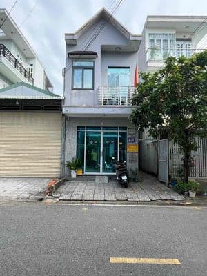 cần bán căn nhà trọ gồm 1 trệt 1 lầu tại kdc vietsing dt 150m2