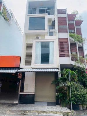 Nhà giá thuê tốt khu đường Hoa, Phan Xích Long. Phú Nhuận.