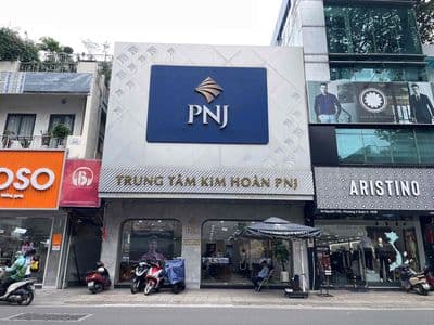 Mt lê thánh tôn ngay chợ bến thành dt 8x20m hiếm