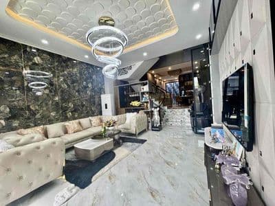 Siêu phẩm mới đẹp đường 7m5, gần cầu Hoà xuân,, có chưa ô thang máy