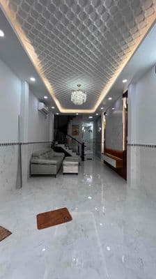 bán nhà mặt tiền mới 100% đường 3/2 P16Q11