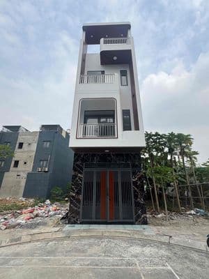 Nhà mới xây Lộc Phát. dg 22/12 .Liền kề AEON Thuận An. Thương lượng