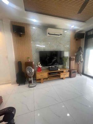 Bán mt đường dương quãng hàm