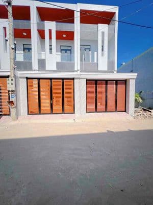 Bán nhà sổ riêng sân ôtô 80m2 phường hoá an