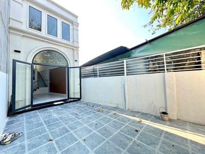 NHÀ MẶT TIỀN KINH DOANH BUÔN BÁN GIÁ RẺ