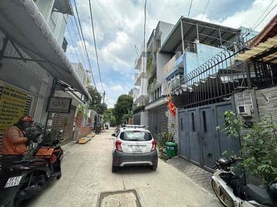 Bán Gấp Đất 2 Mặt Tiền Hẻm Ô Tô Gần Phạm Văn Đồng