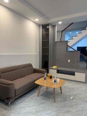 Bán nhà 606/147/48 đường 3/2 phường Diên Hồng