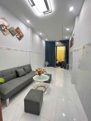 Nhà mới, ko lg qh - cách mạng tháng 8 - 33m2, 2tầng - 3.99tỷ