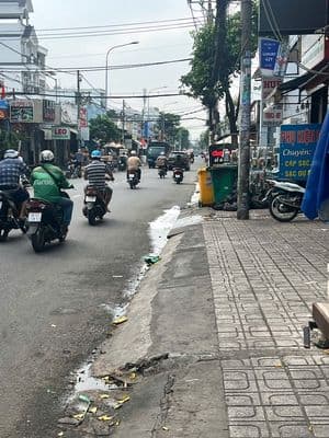 Cho thuê mặt bằng - mặt tiền đường lớn đông đúc, ngay căn hộ đông dân