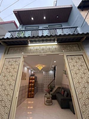 Nhà Mới Ngang 4M 1 Lửng - Lầu Ba Đình Q8