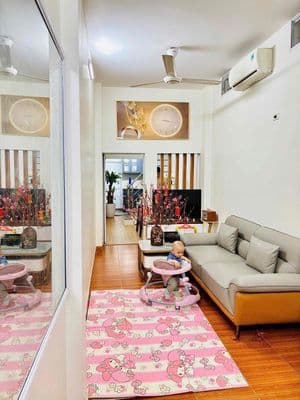 Siêu phẩm lôgóc nhà đẹp long lanh phố nguyễn trãi full nội thất ở ngay