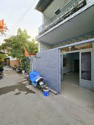 Nhà 65m2, 2 tầng, ngang 4.8m nguyễn xiển gần vin