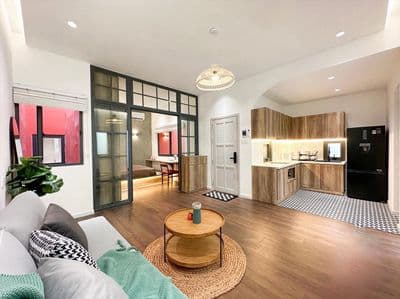 Căn hộ dịch vụ cao cấp - bàn giao nội thất đẹp - bao phí dịch vụ