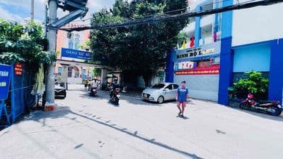 Nhà ngon 70m2 thổ - khu nhà thờ ba gác thông - căn góc thoáng - vị tr
