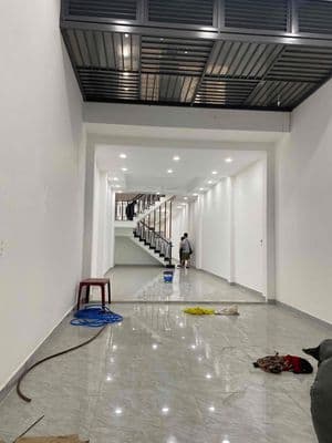 Nhà mới xây cho thuê 19tr.