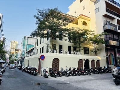 CHO THUÊ GÓC 2MT - Nam Kỳ Khởi Nghĩa, Quận 3 (700m2 sử dụng)