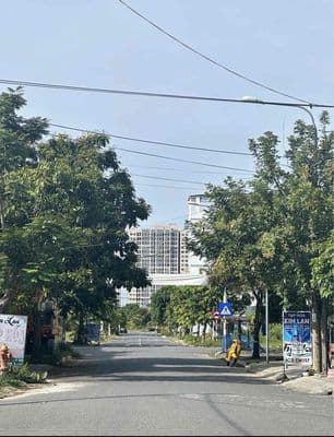 lô sạch đẹp đường 7,5 Nguyễn Thành Long, giá sập sàn