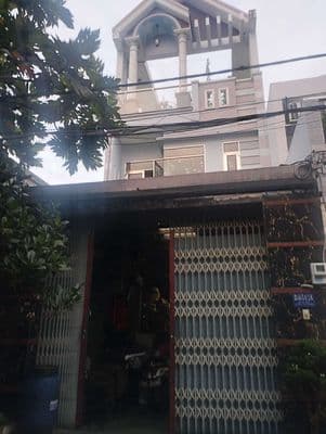 Chính chủ bán Nhà đẹp rộng thoáng mát Cho Thuê tháng 15tr