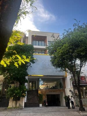 Cho Thuê Nhà Đẹp Đường Điện Biên Phủ, Phường 25, Bình Thạnh, DT: 8x20m