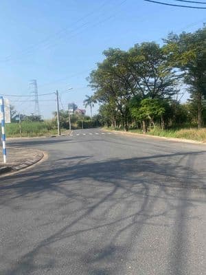 cần bán gấp nền 80m2 khu dân cư Sài Gòn village thông qua T&T giá 2ty2