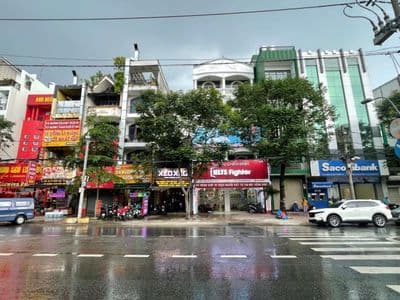 Bán Nhanh Nhà MT Bàu Cát 400m2 , Thang Máy- 10PN