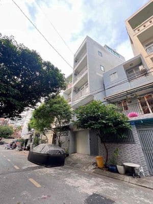 Bán MT Nguyễn Trường Tộ 4.2m - 10m đúc 4 tấm nhà mới